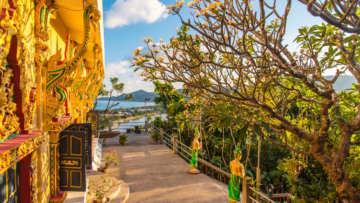 Pagoda Khao Hua Jook Koh Samui