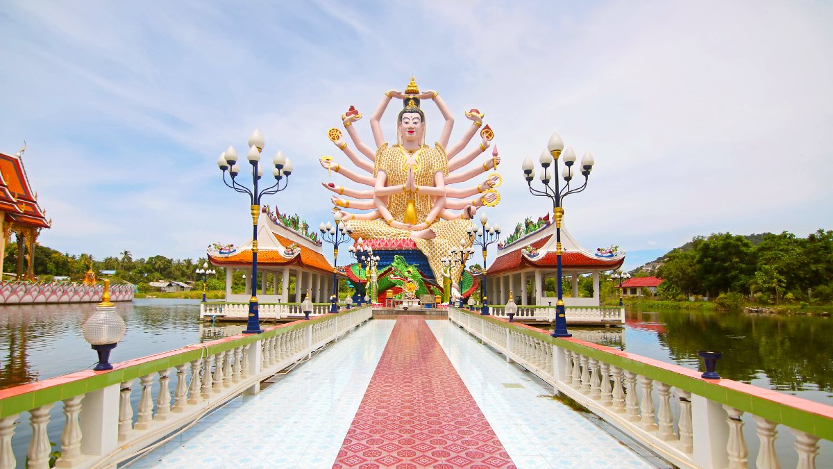 Wat Plai Laem Koh Samui